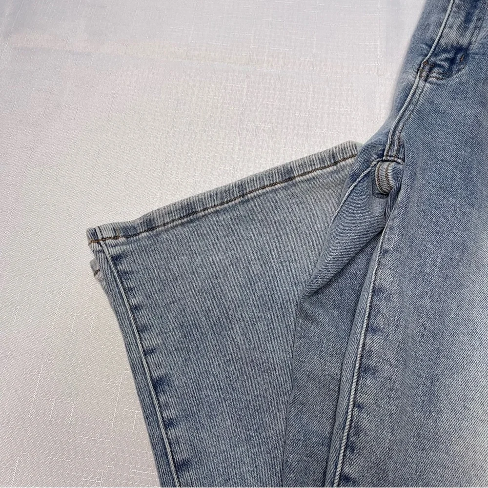 Brand new Risen jeans light blue Jean denim xl‎ mid rise distressed straight leg